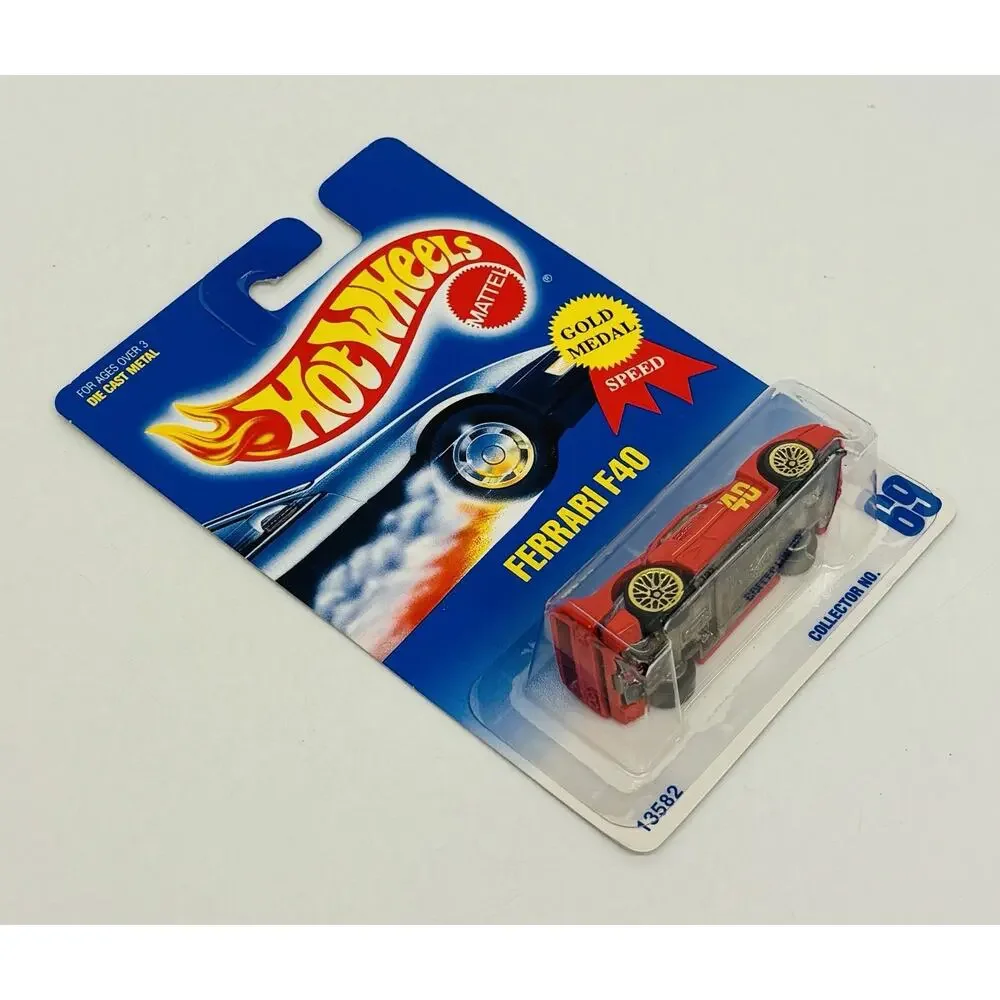 Hot Wheels Ferrari F40 1991 Red & Gold Medal Speed 13582 New w/ Protector Case